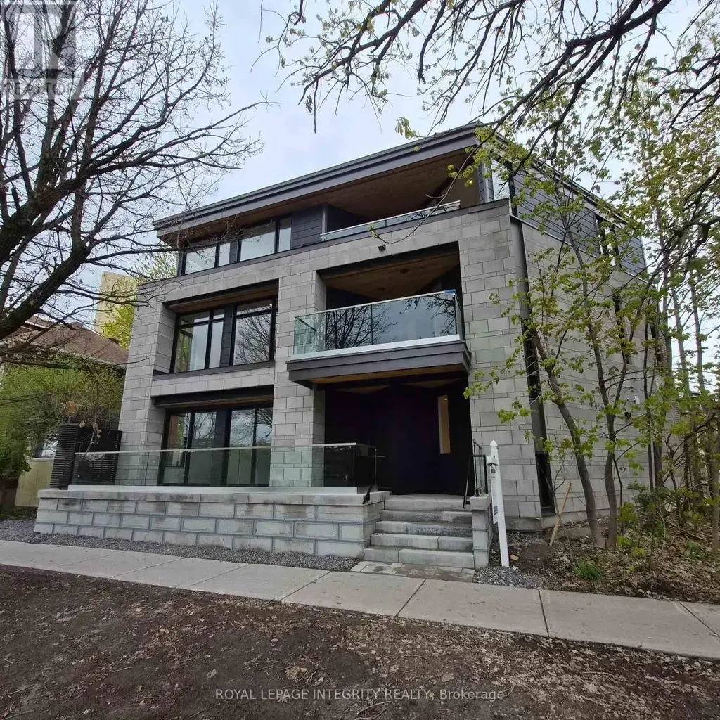 112 Queen Elizabeth Drive, Ottawa